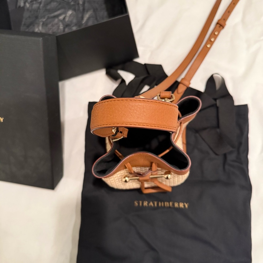 STRATHBERRY Lana Osette Bag Cotton Raffia Leather Tan Brown Shoulder Gold EUC - Picture 10 of 14